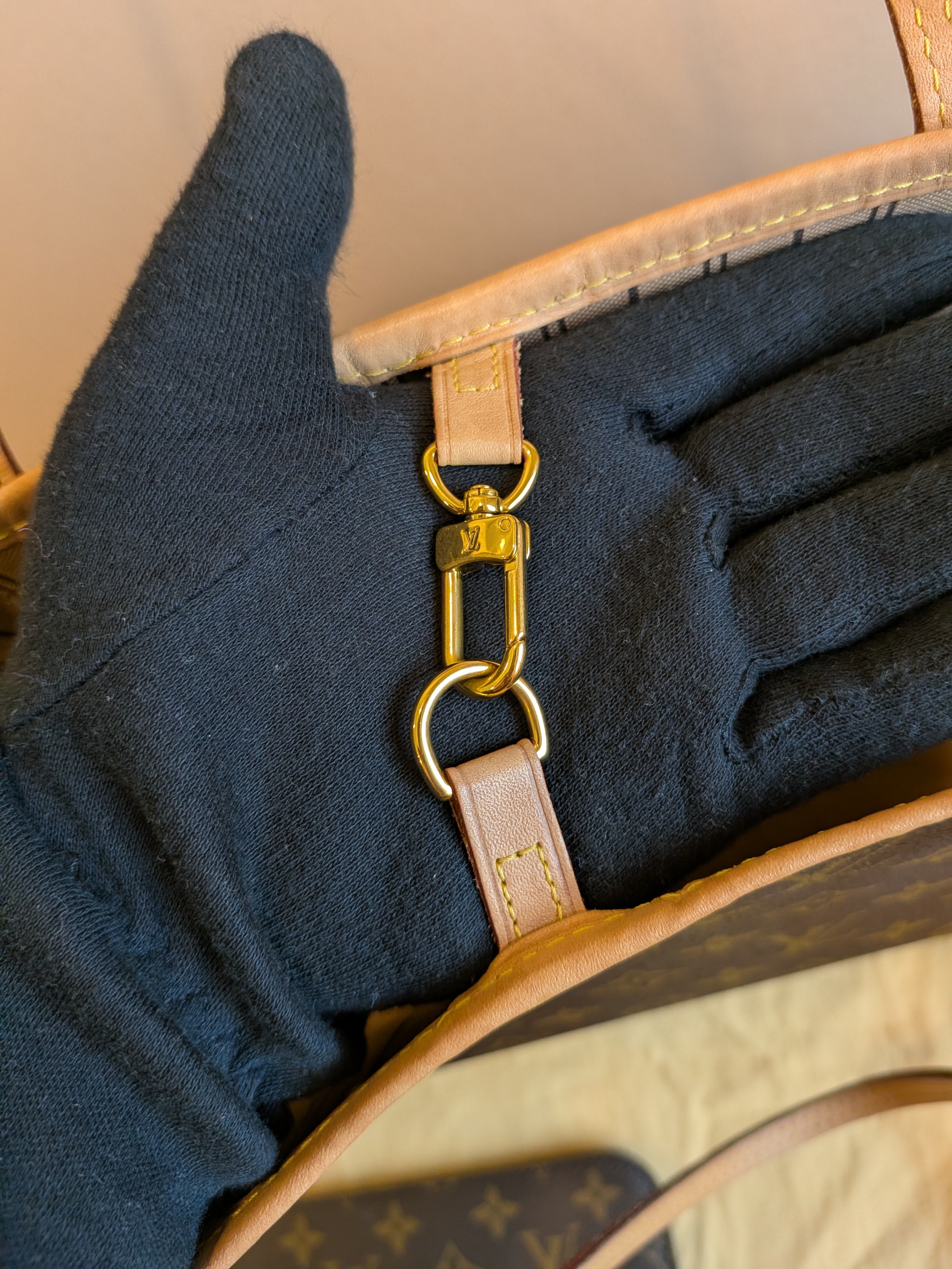Louis Vuitton Neverfull MM Monogram Canvas (NFC)