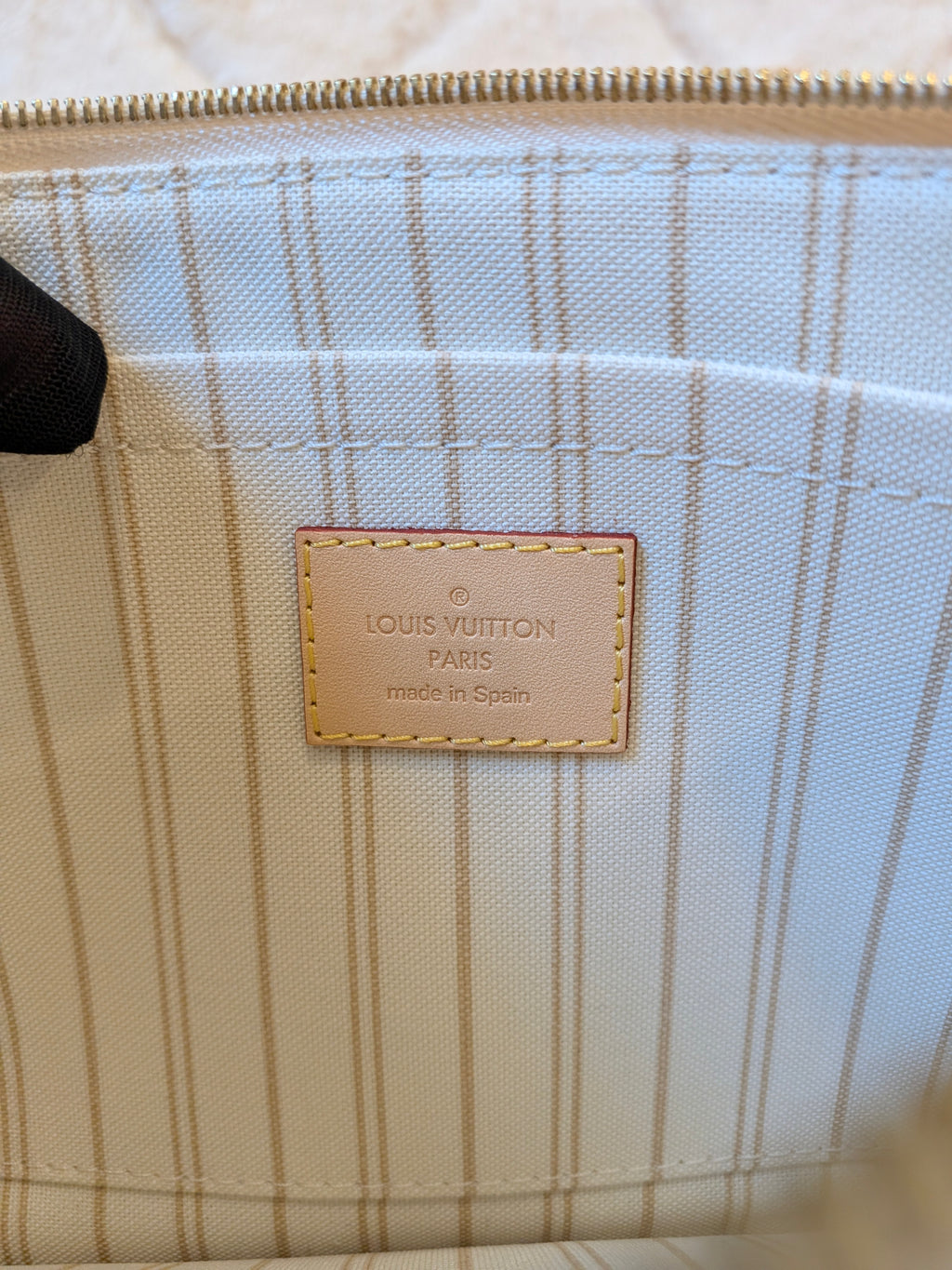 Louis Vuitton Neverfull MM Azur Pouch Wristlet