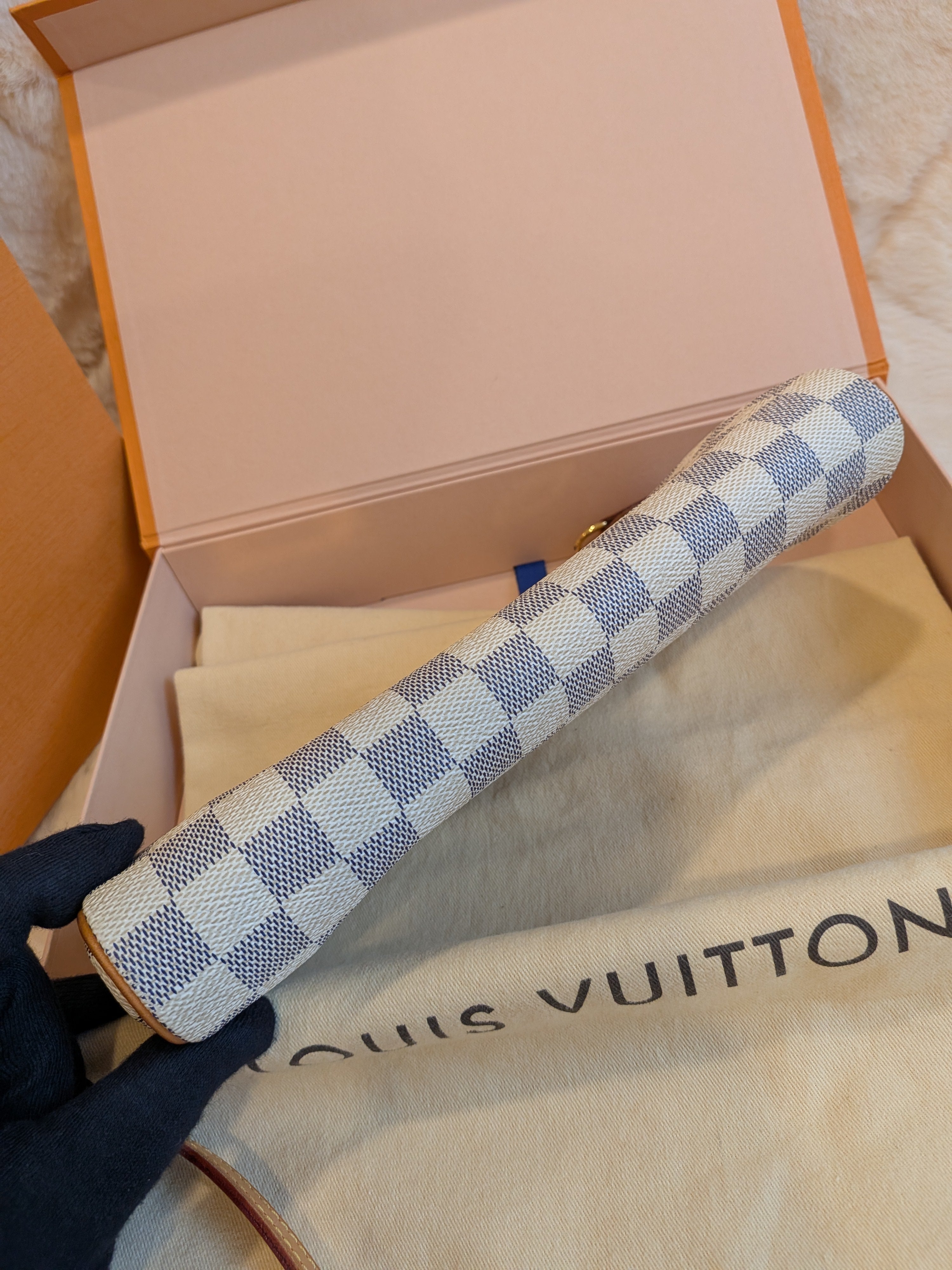 Louis Vuitton Eva Clutch Sling Bag Damier Azur