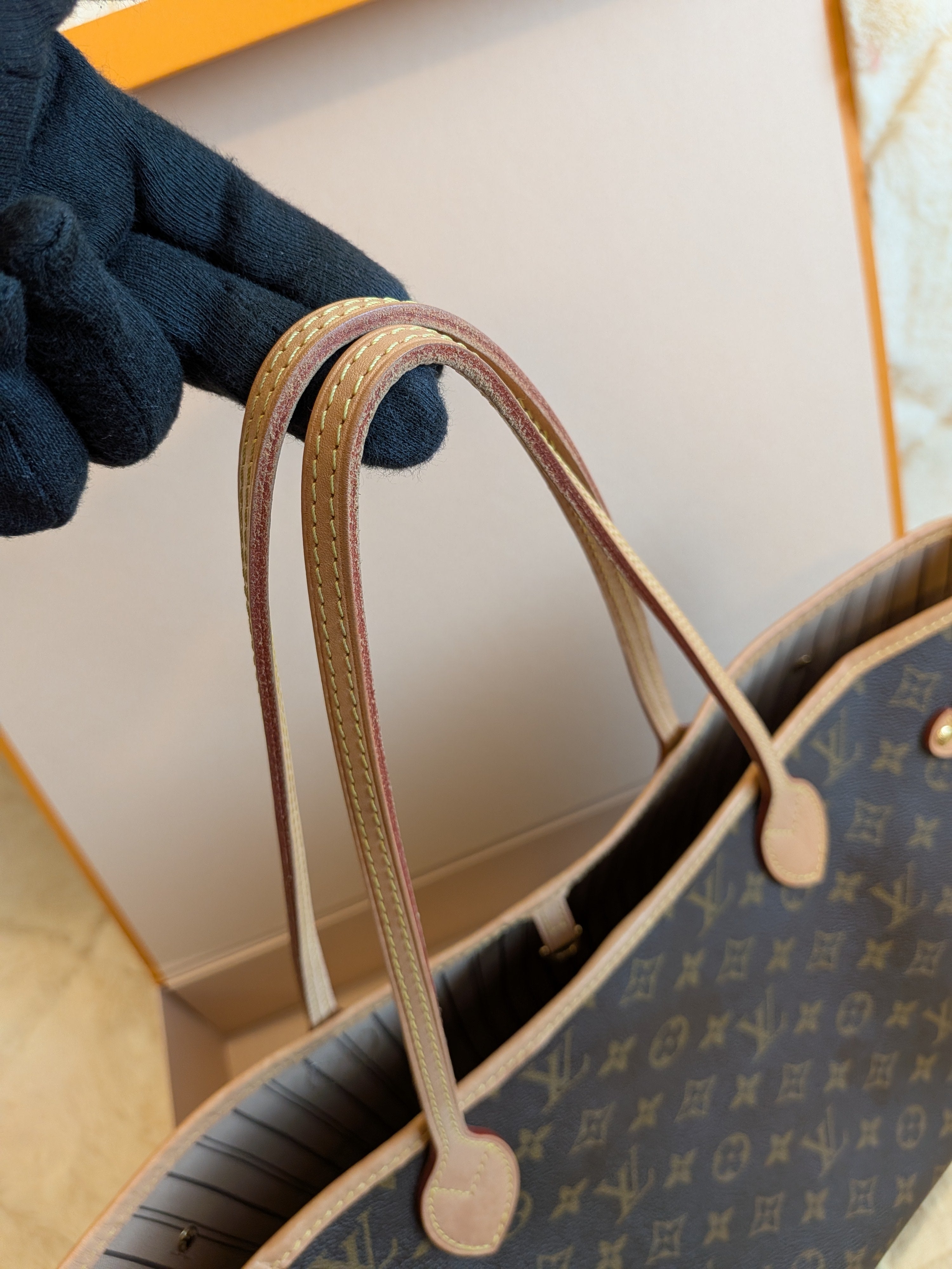 Louis Vuitton Neverfull MM Monogram Canvas (NFC)
