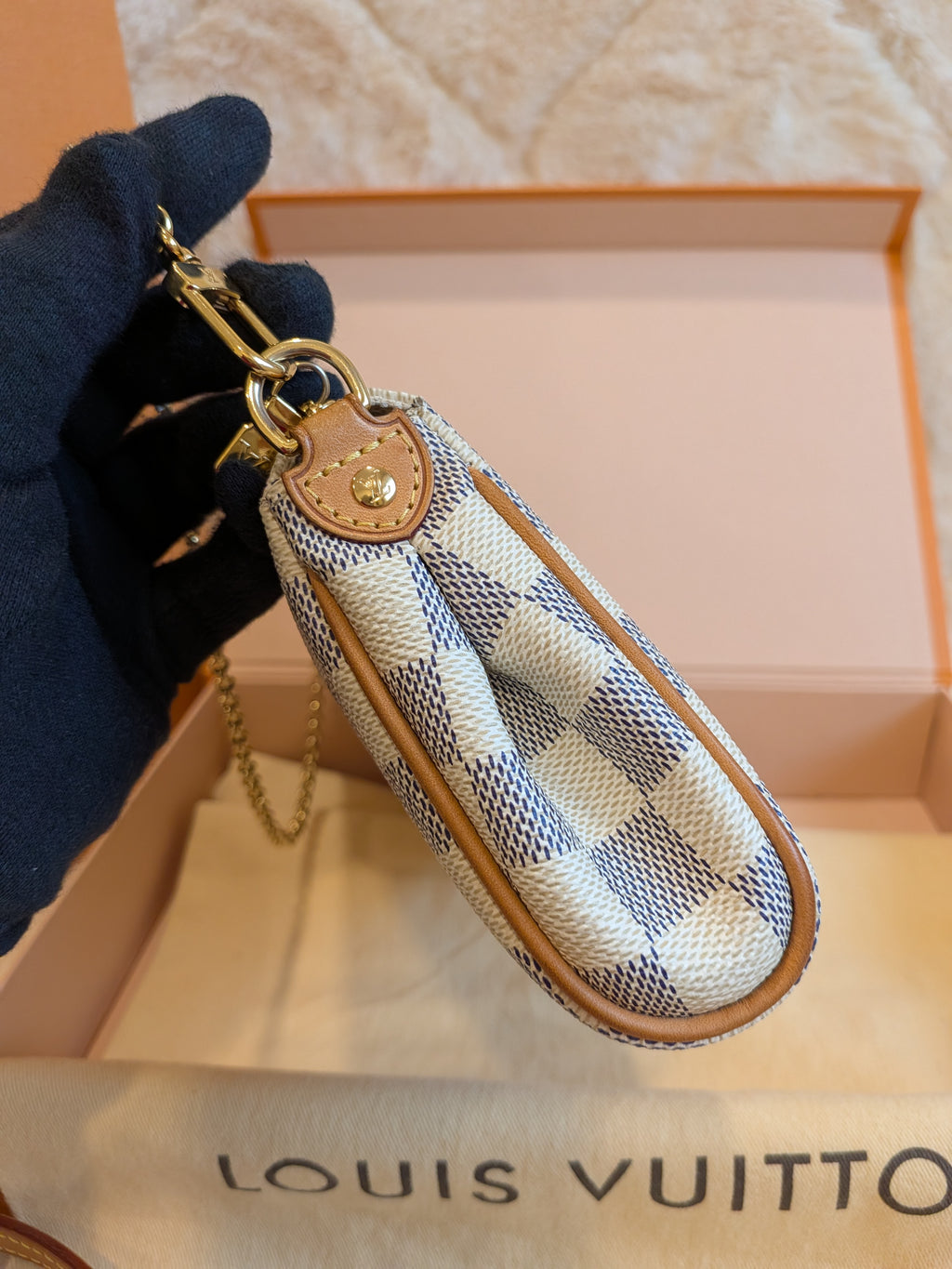 Louis Vuitton Eva Clutch Sling Bag Damier Azur