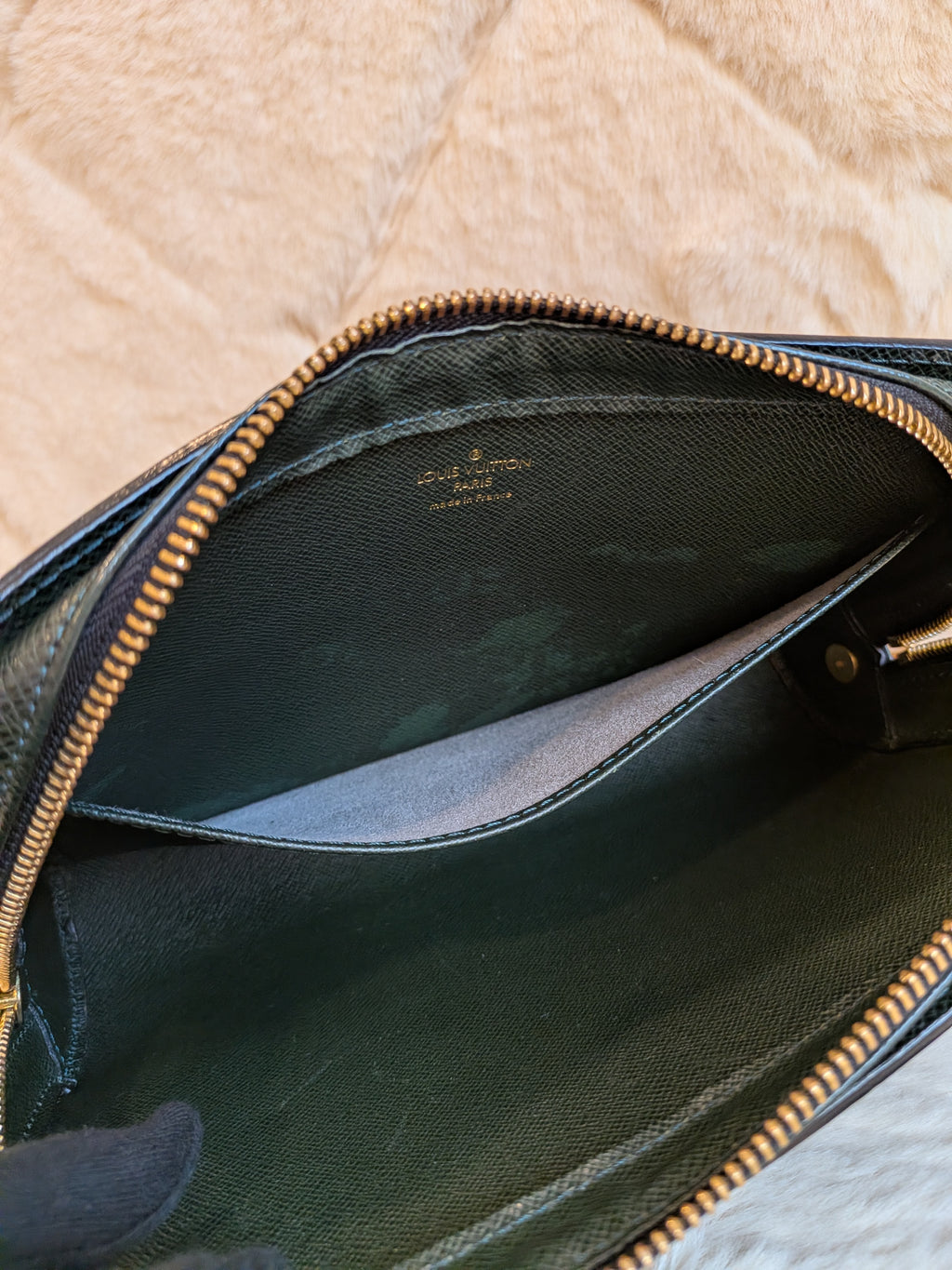 Louis Vuitton Baikal Wristlet Clutch Taiga Leather Dark Green