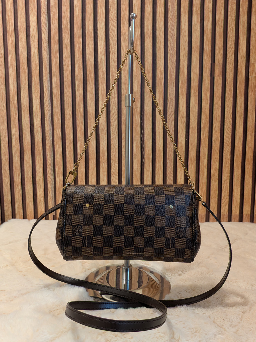Louis Vuitton Favorite PM Damier Ebene Clutch Sling Bag