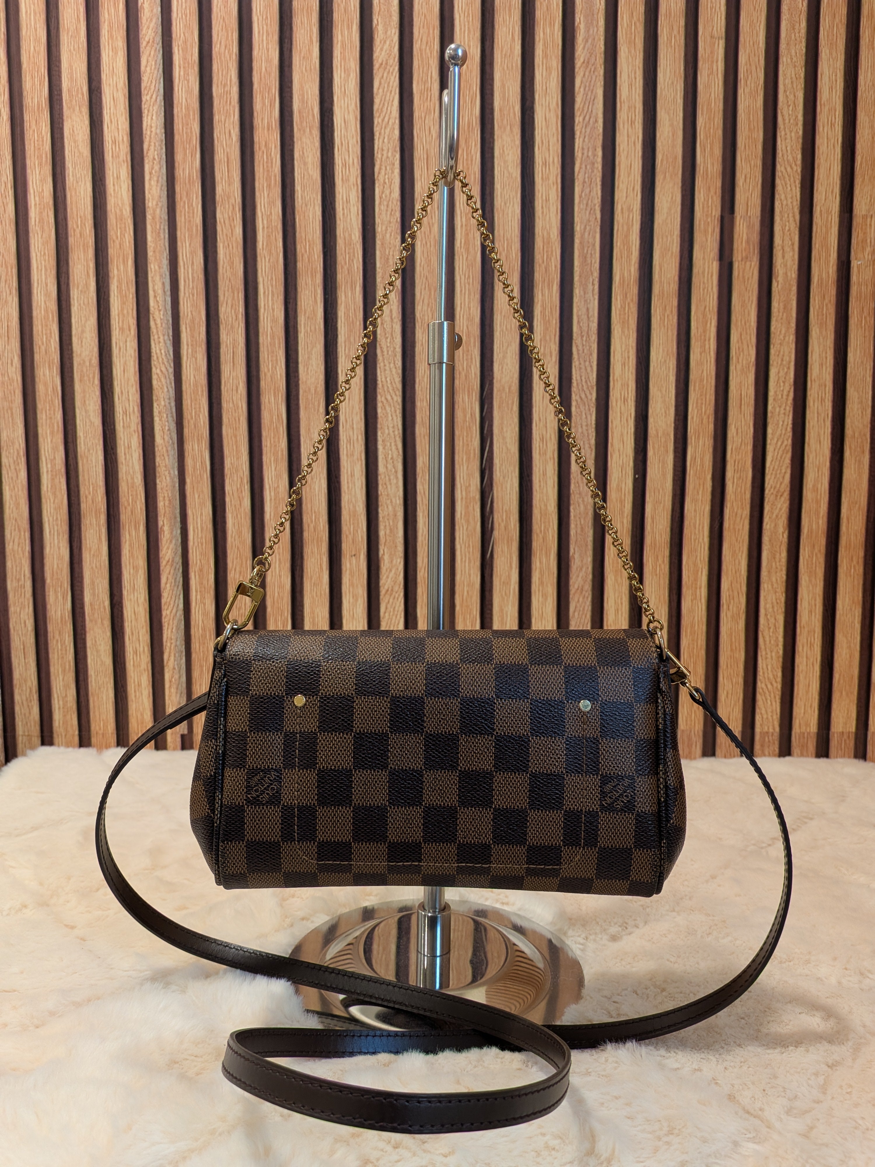 Louis Vuitton Favorite PM Damier Ebene Clutch Sling Bag