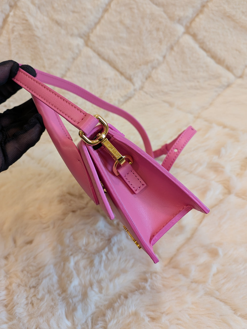 Jacquemus Chiquito Long Neon Pink