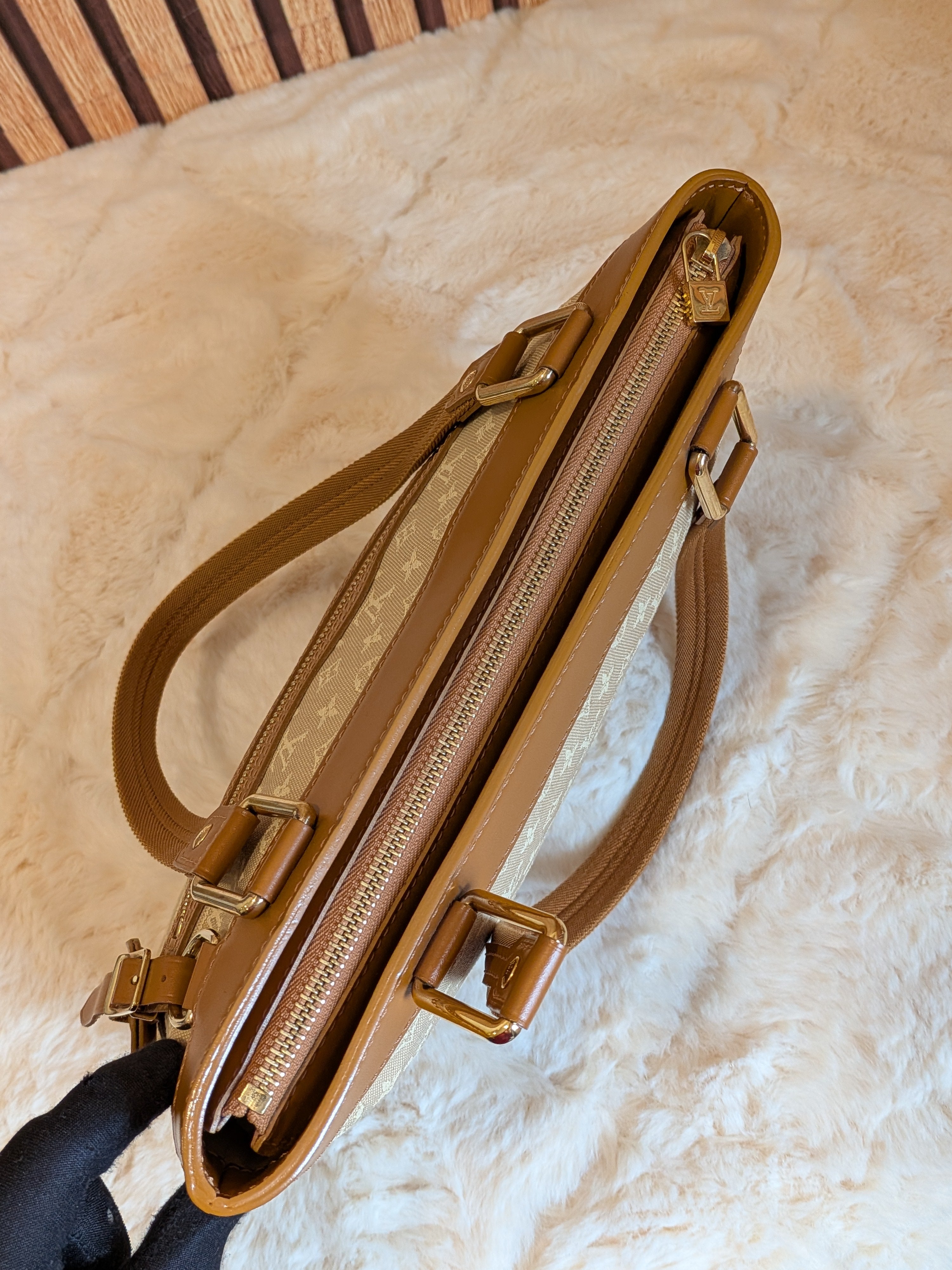 Louis Vuitton Minilin Lucille PM Monogram Beige