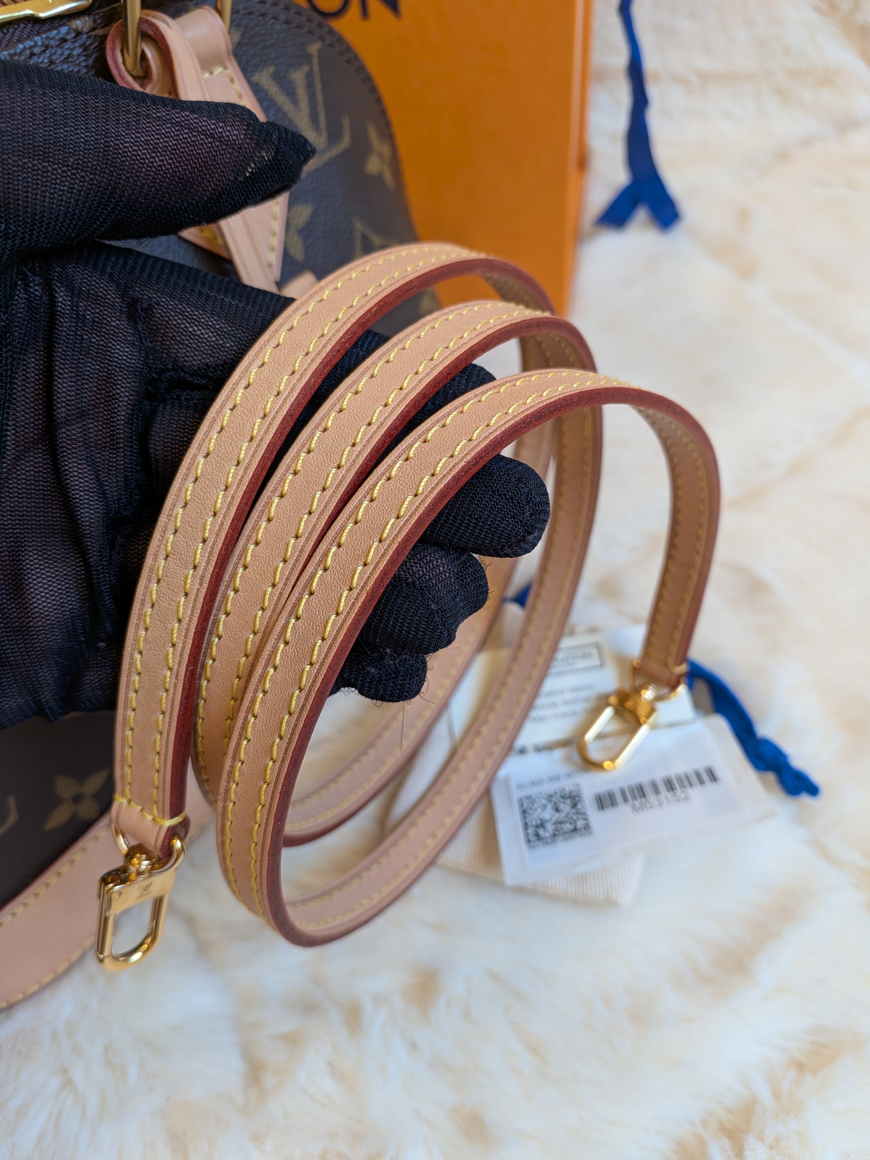 Louis Vuitton Bb Alma Monogram Canvas