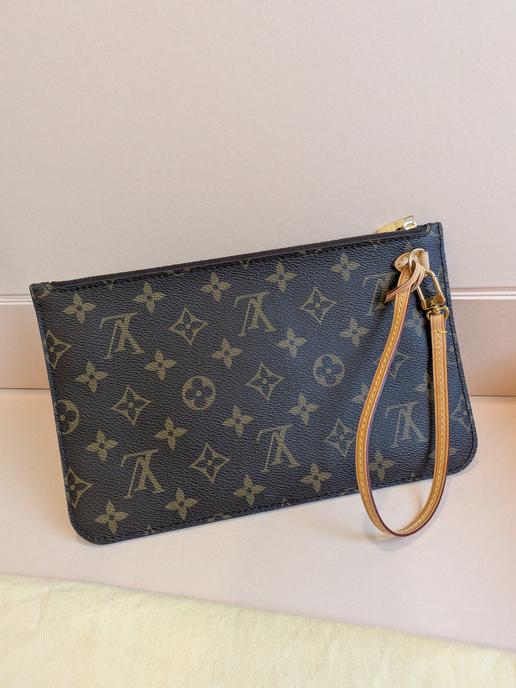 Louis Vuitton Neverfull MM Monogram Canvas (NFC)