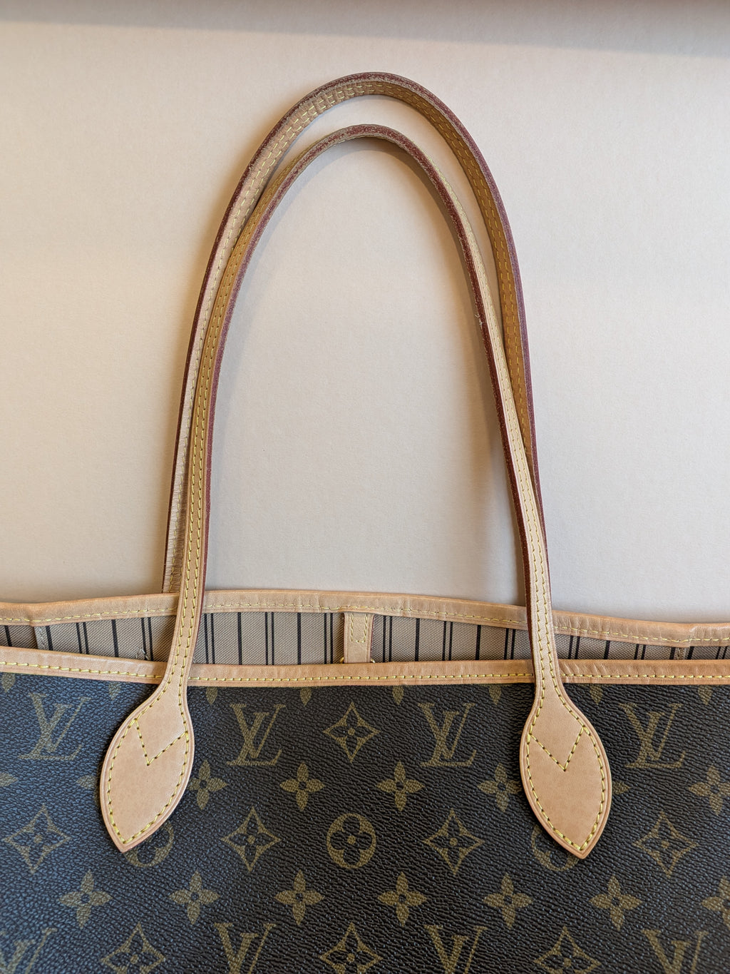Louis Vuitton Neverfull MM Monogram Canvas (NFC)