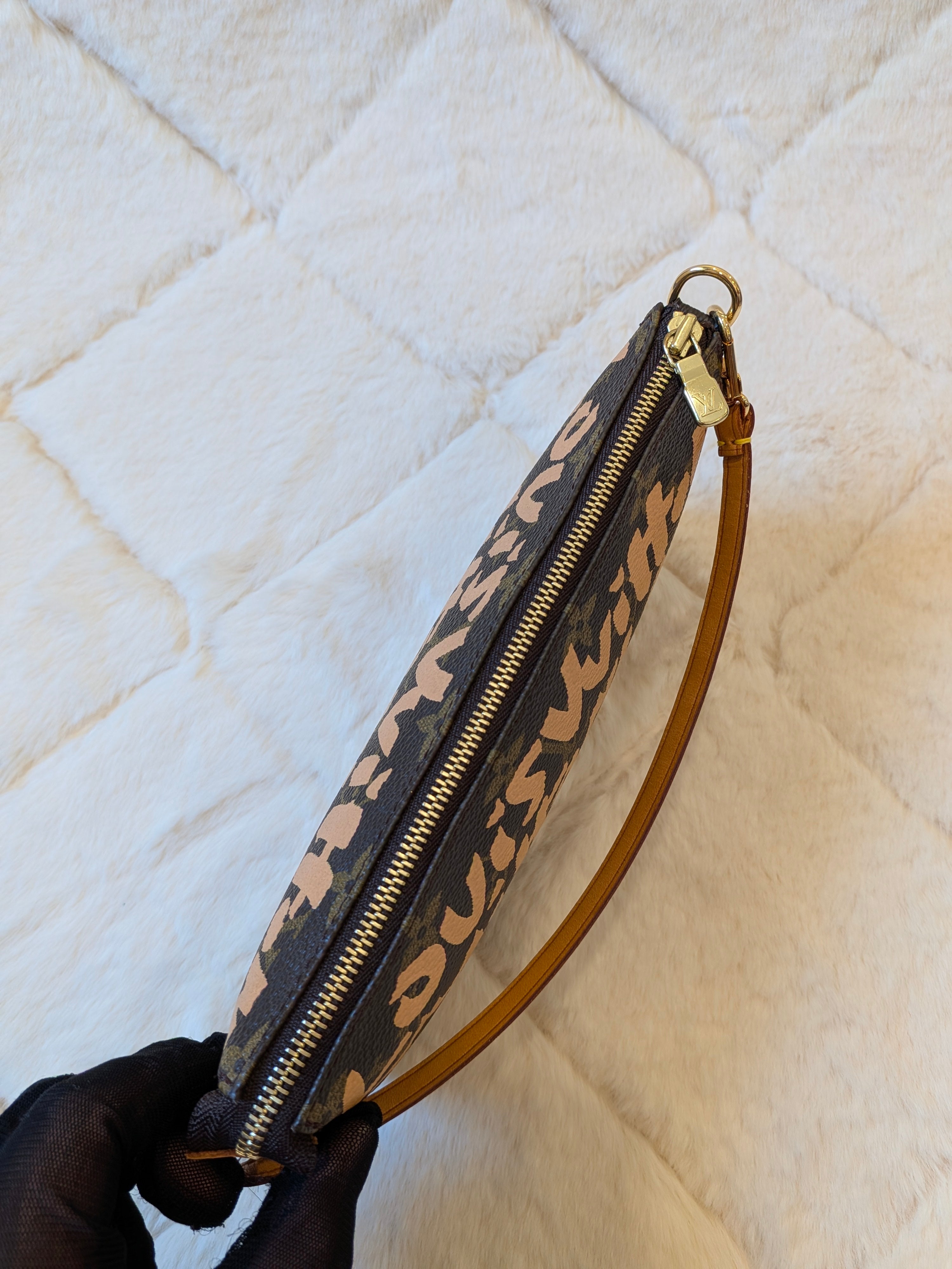 Louis Vuitton x Stephen Sprouse Pochette Accessoiries Monogram"Limited Edition"