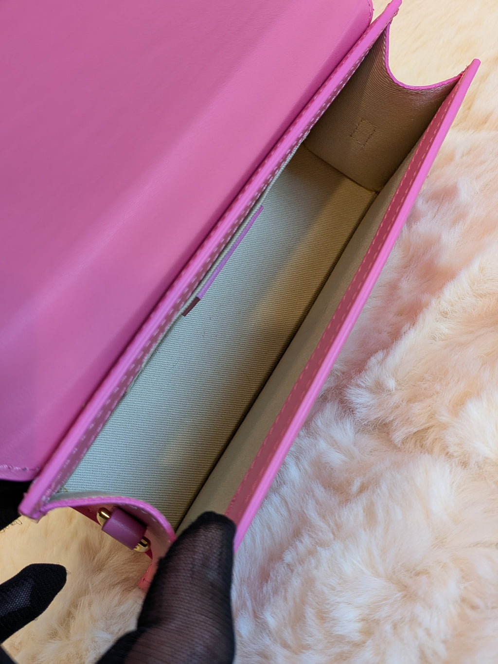 Jacquemus Chiquito Long Neon Pink