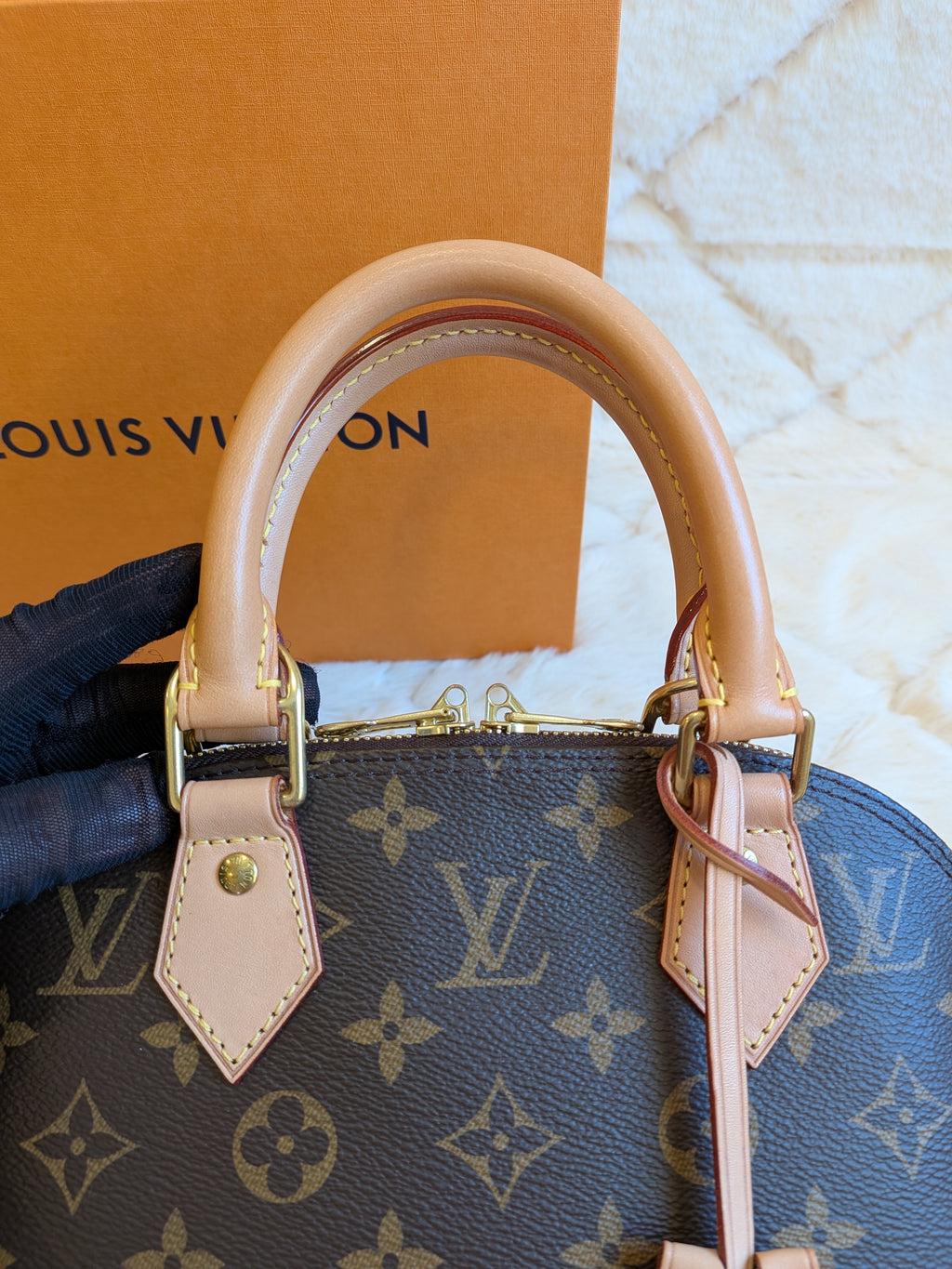 Louis Vuitton Bb Alma Monogram Canvas