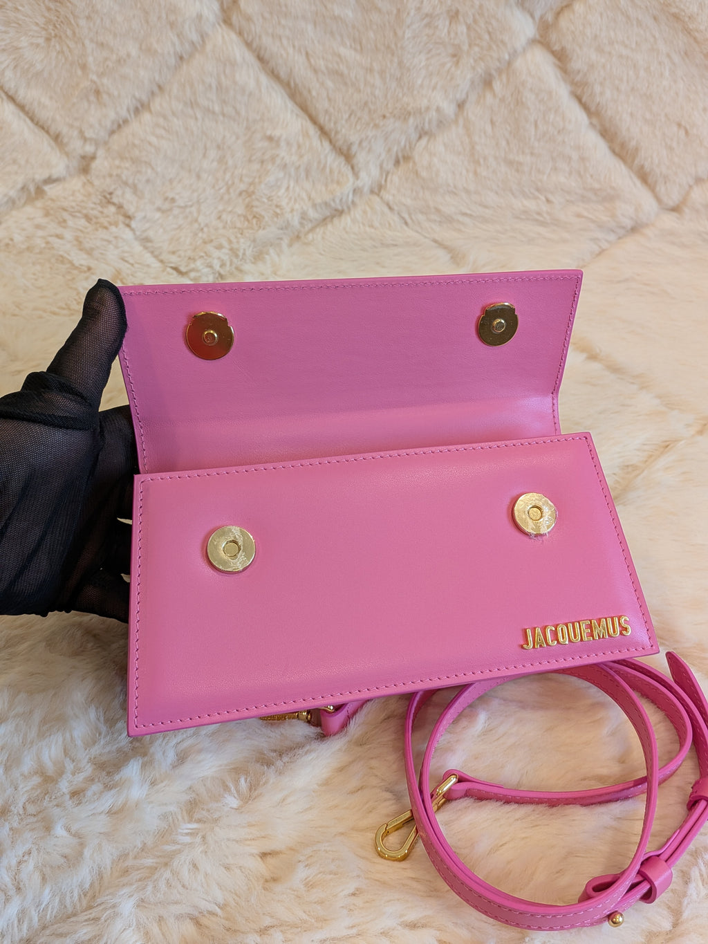 Jacquemus Chiquito Long Neon Pink