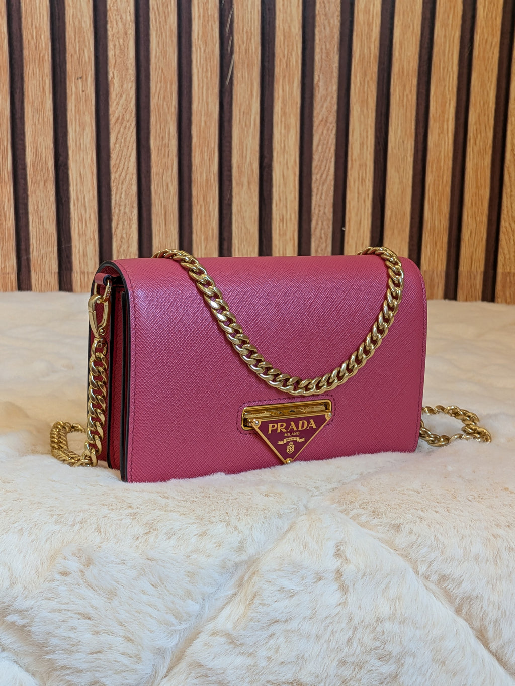 Prada WOC Saffiano Lux Flip Lock Peonia Pink