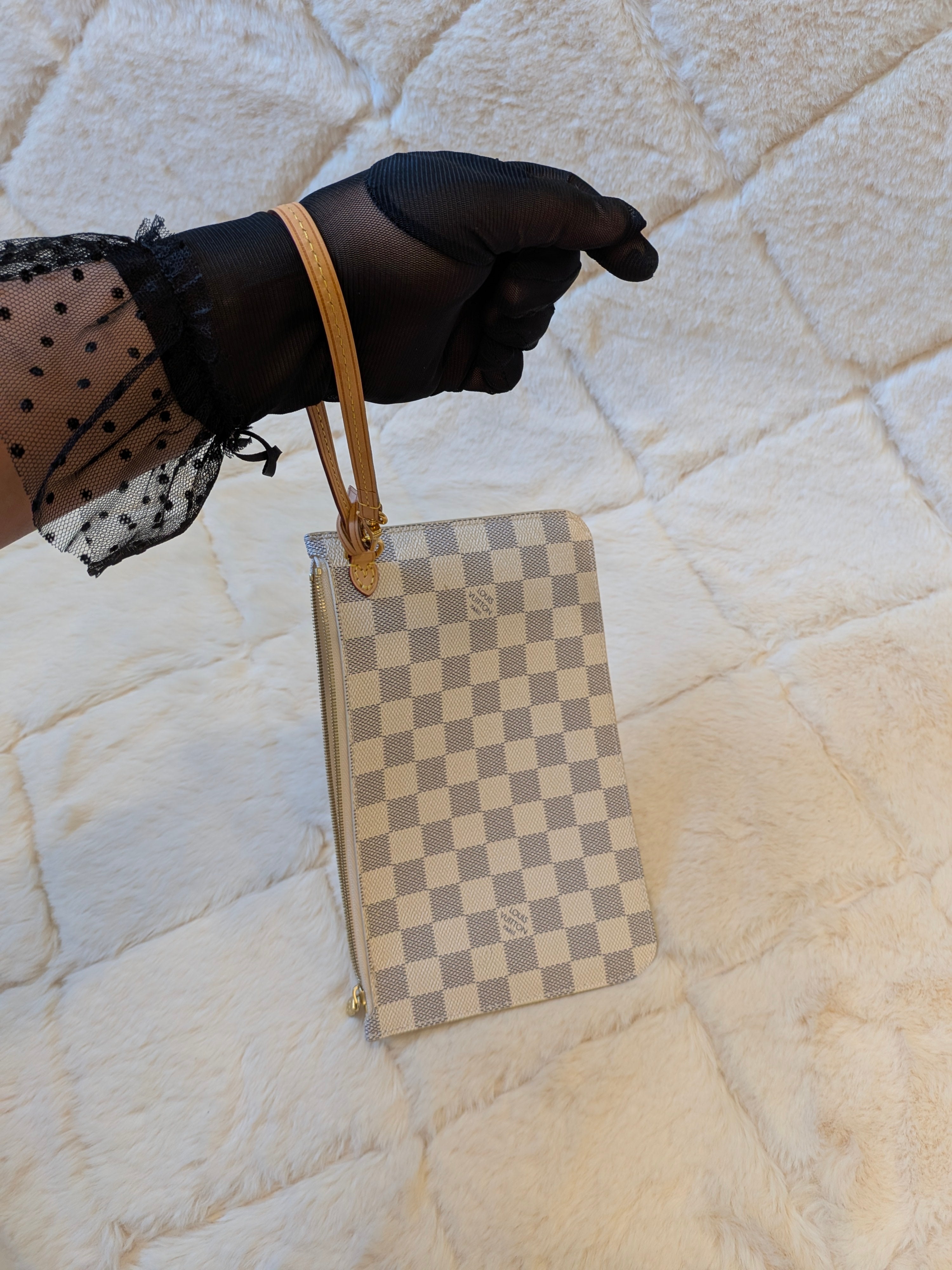 Louis Vuitton Neverfull MM Azur Pouch Wristlet