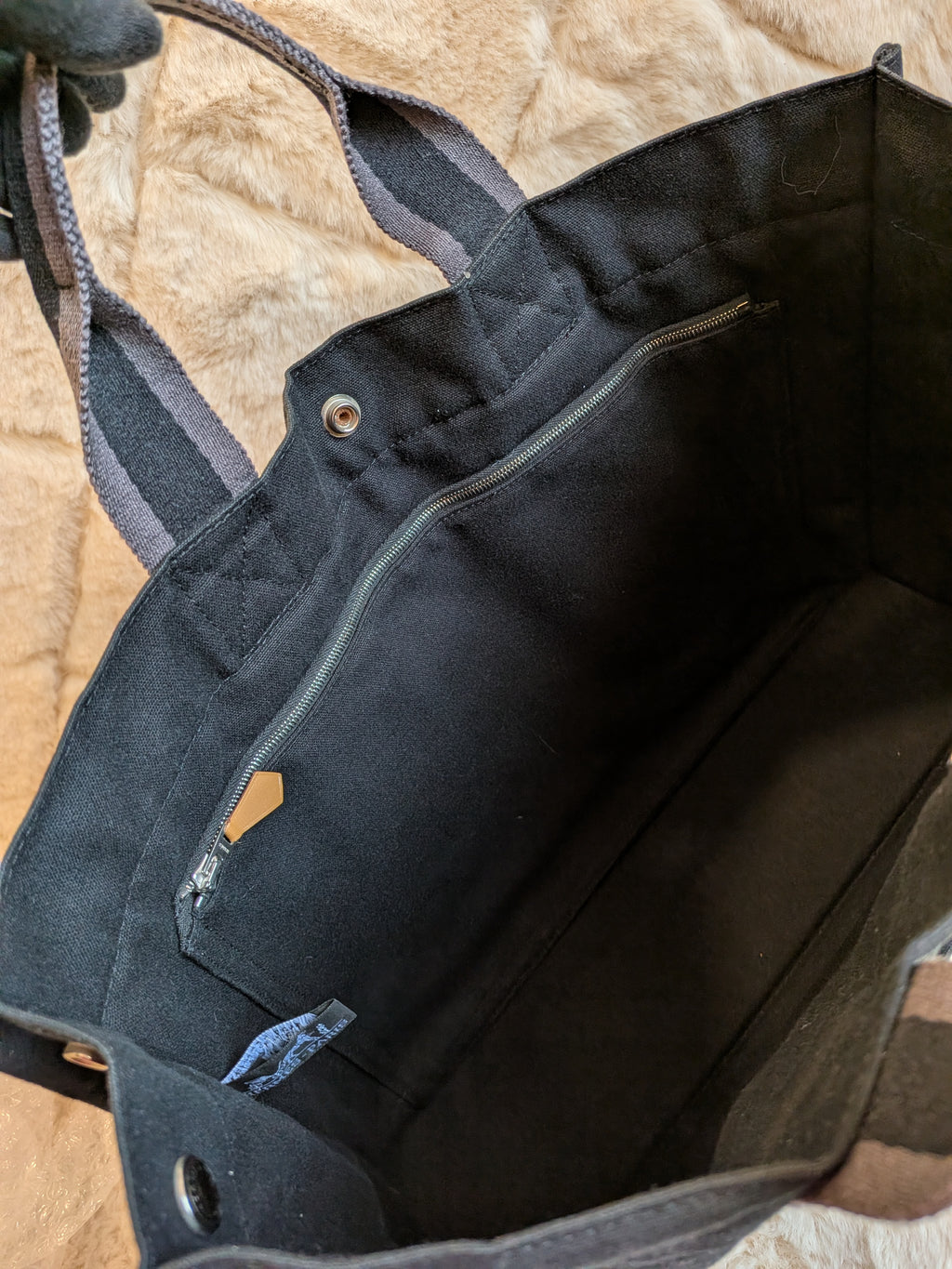 Hermes Fourre-Tote MM Black Canvas