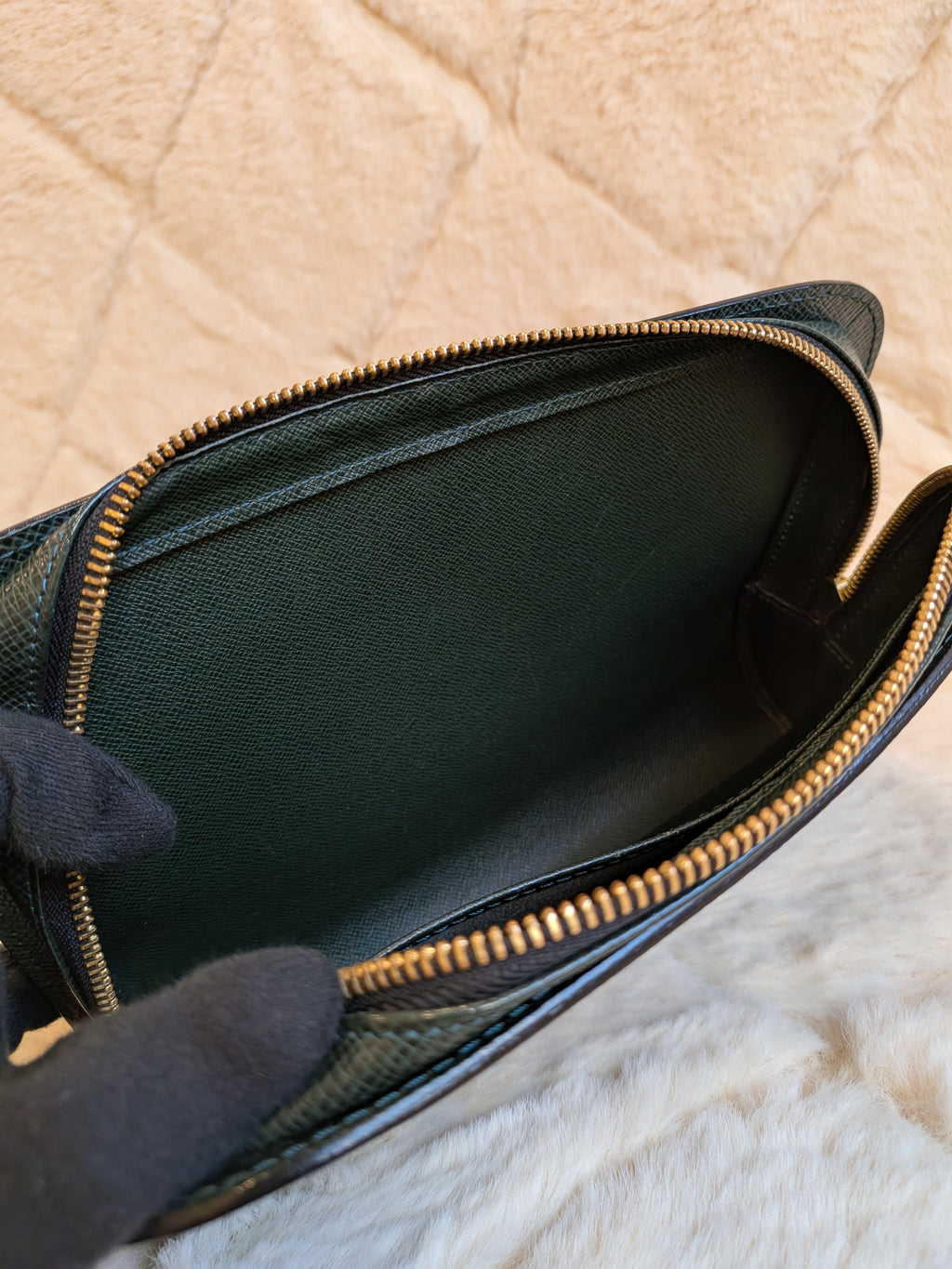 Louis Vuitton Baikal Wristlet Clutch Taiga Leather Dark Green