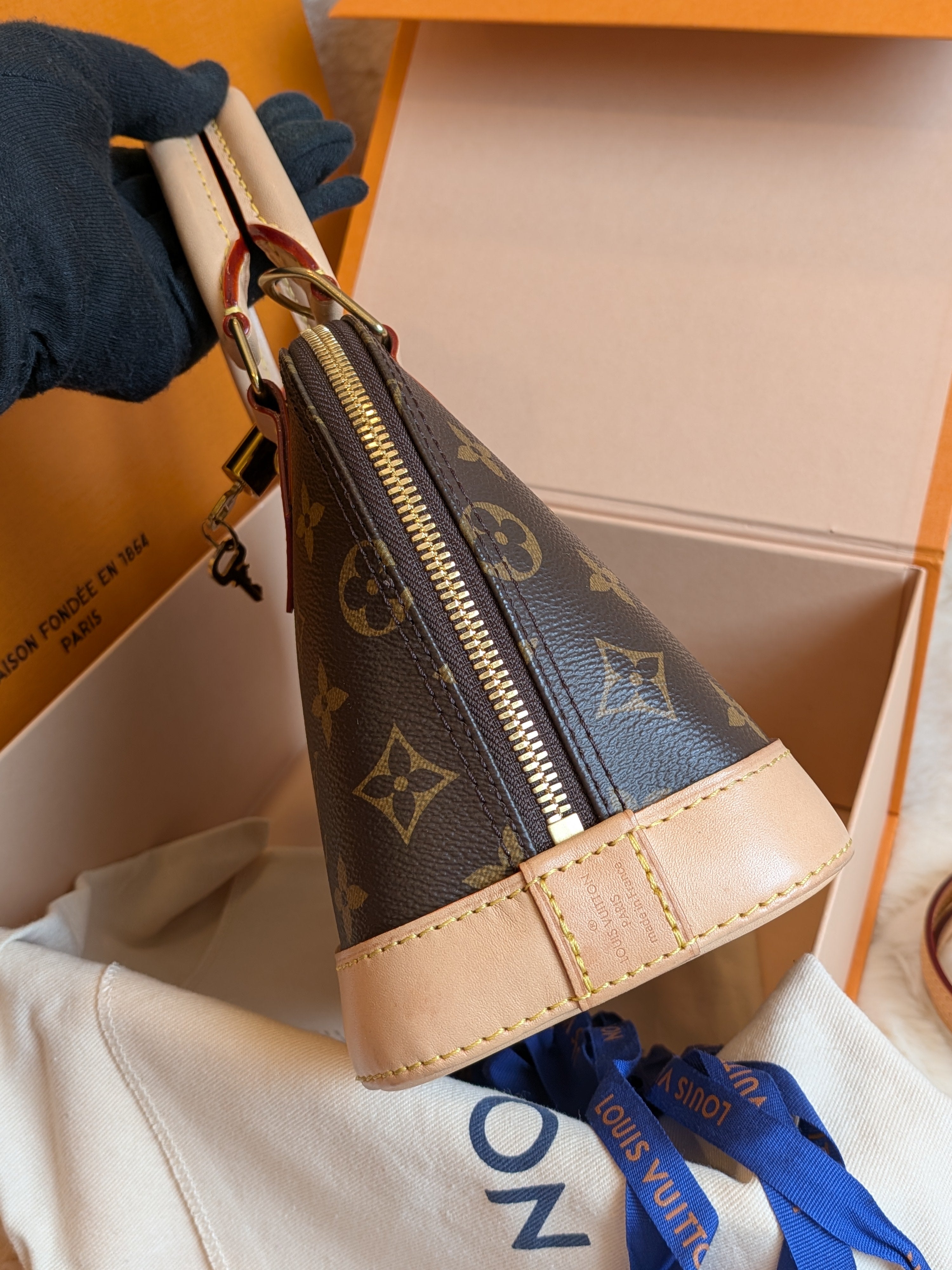 Louis Vuitton Bb Alma Monogram Canvas MICROCHIP