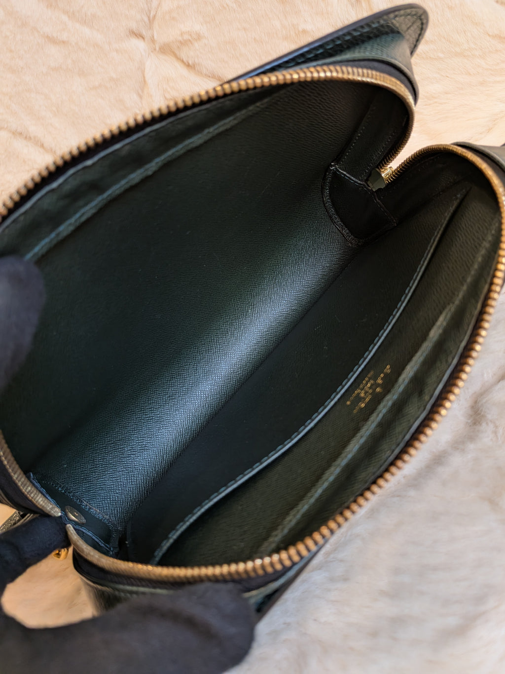 Louis Vuitton Baikal Wristlet Clutch Taiga Leather Dark Green