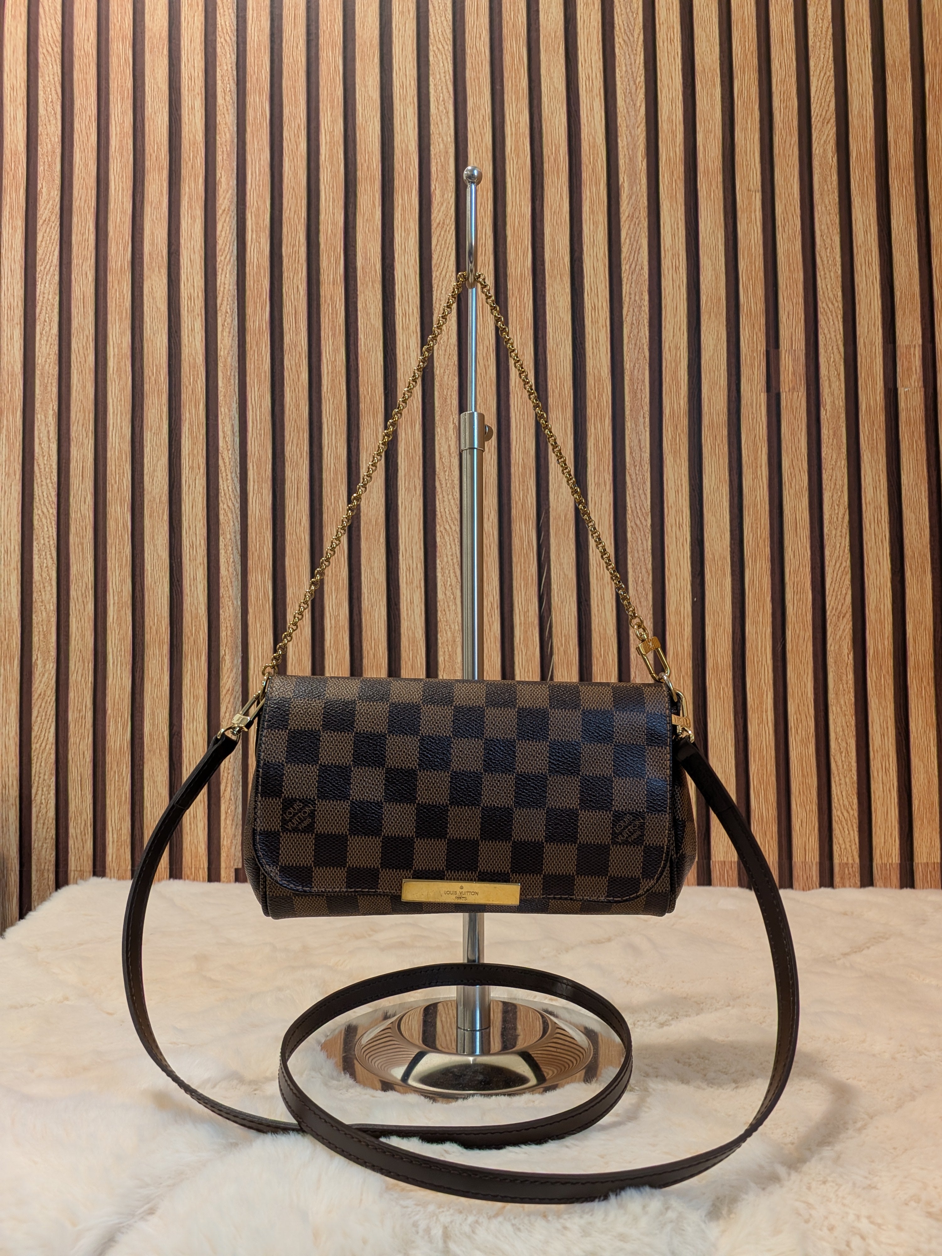 Louis Vuitton Favorite PM Damier Ebene Clutch Sling Bag