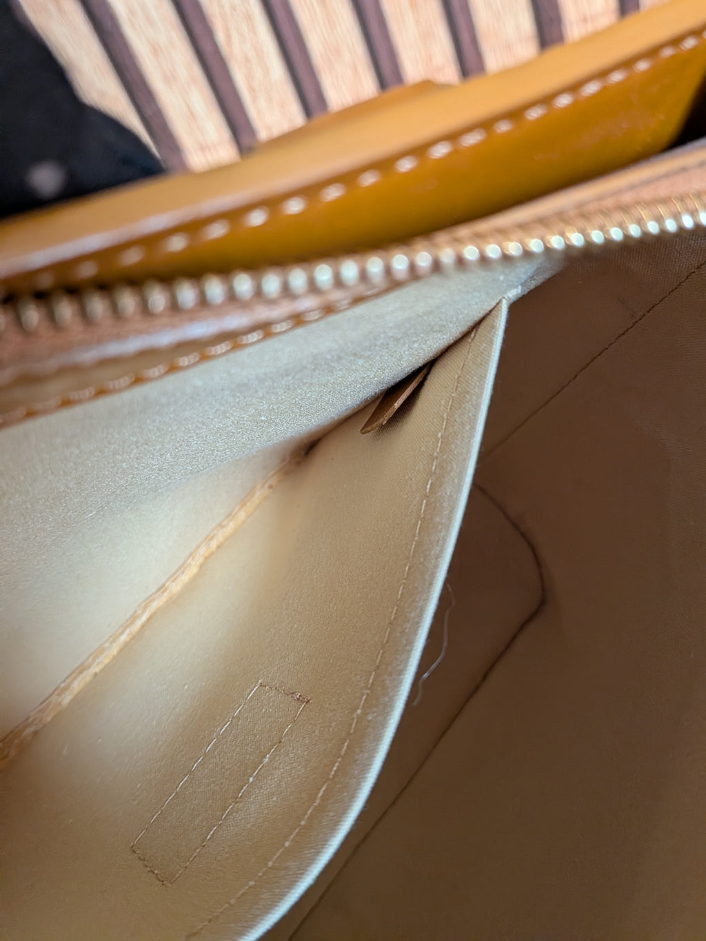 Louis Vuitton Minilin Lucille PM Monogram Beige