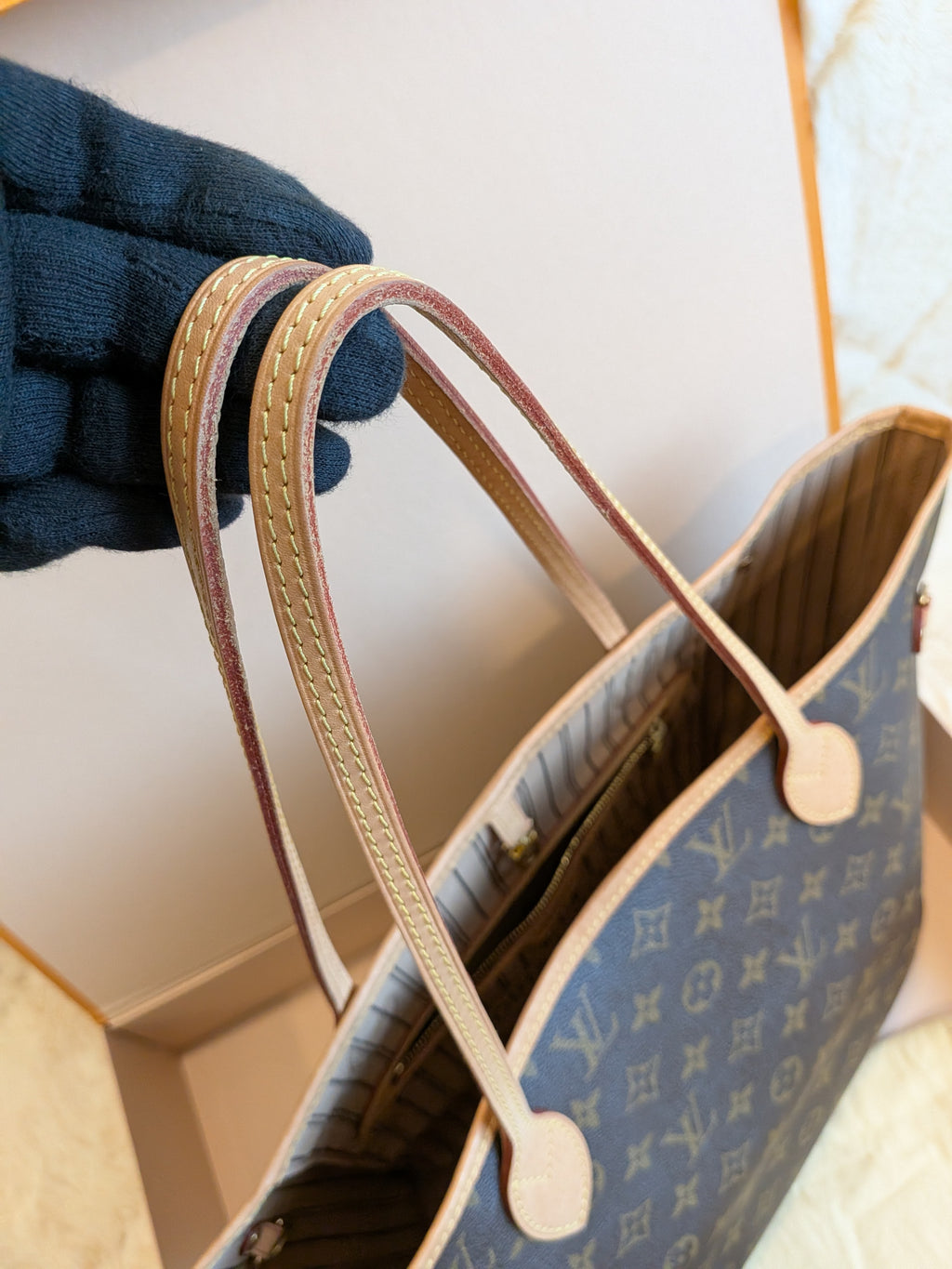 Louis Vuitton Neverfull MM Monogram Canvas (NFC)