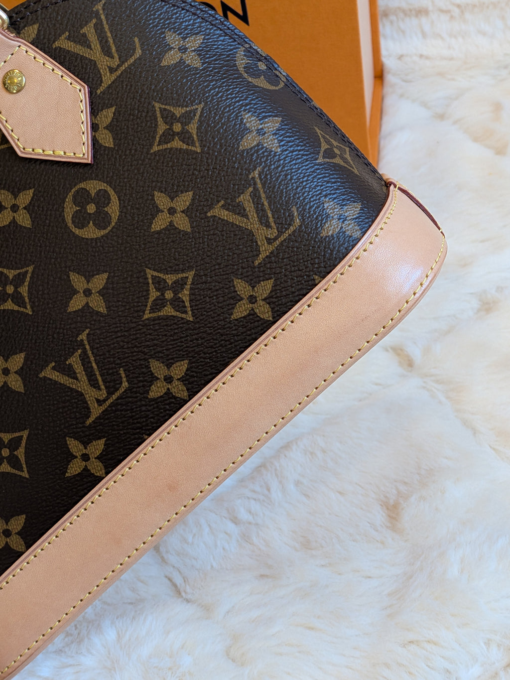 Louis Vuitton Bb Alma Monogram Canvas