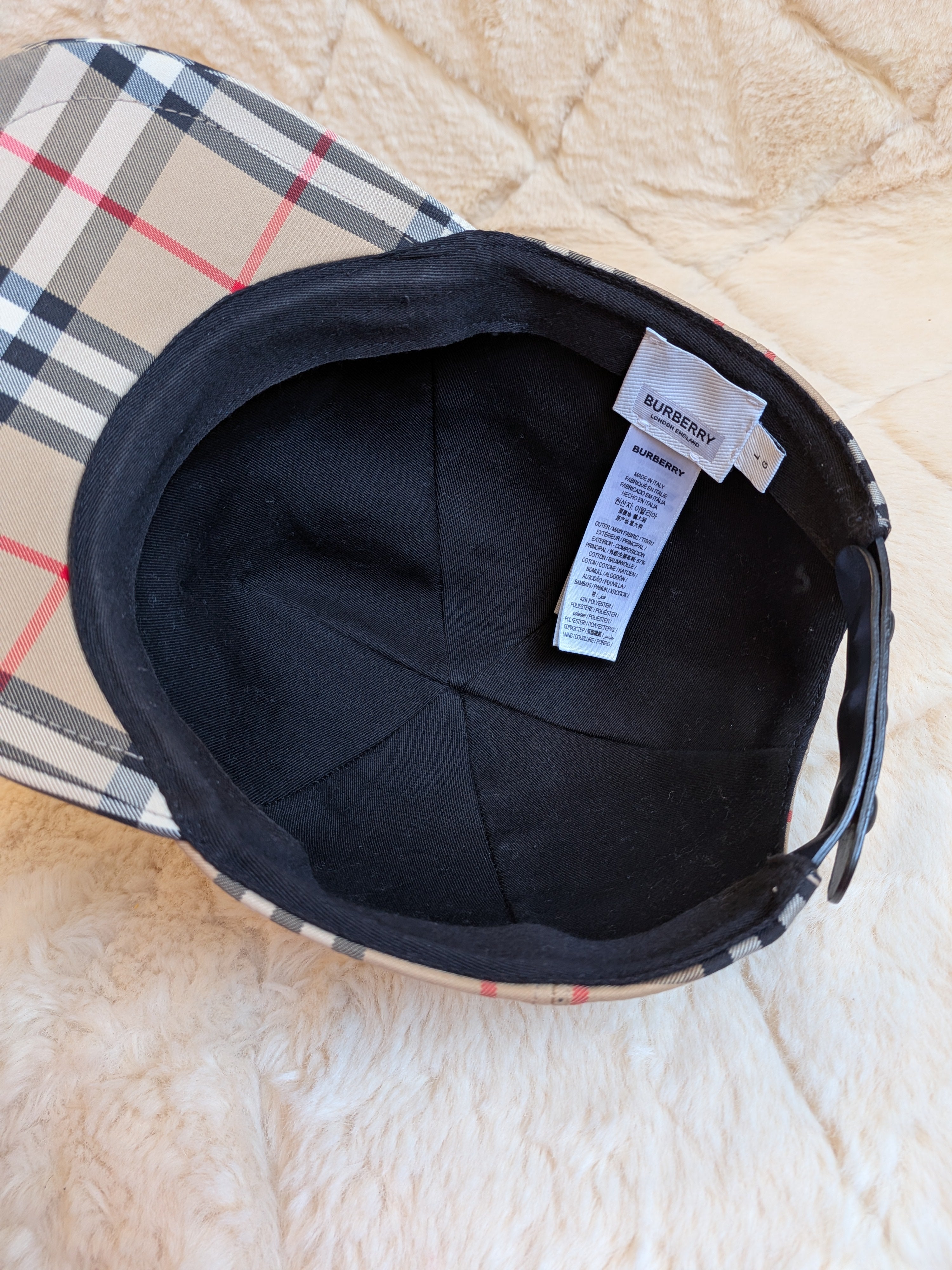 Burberry Baseball Cap Checkered Beige
