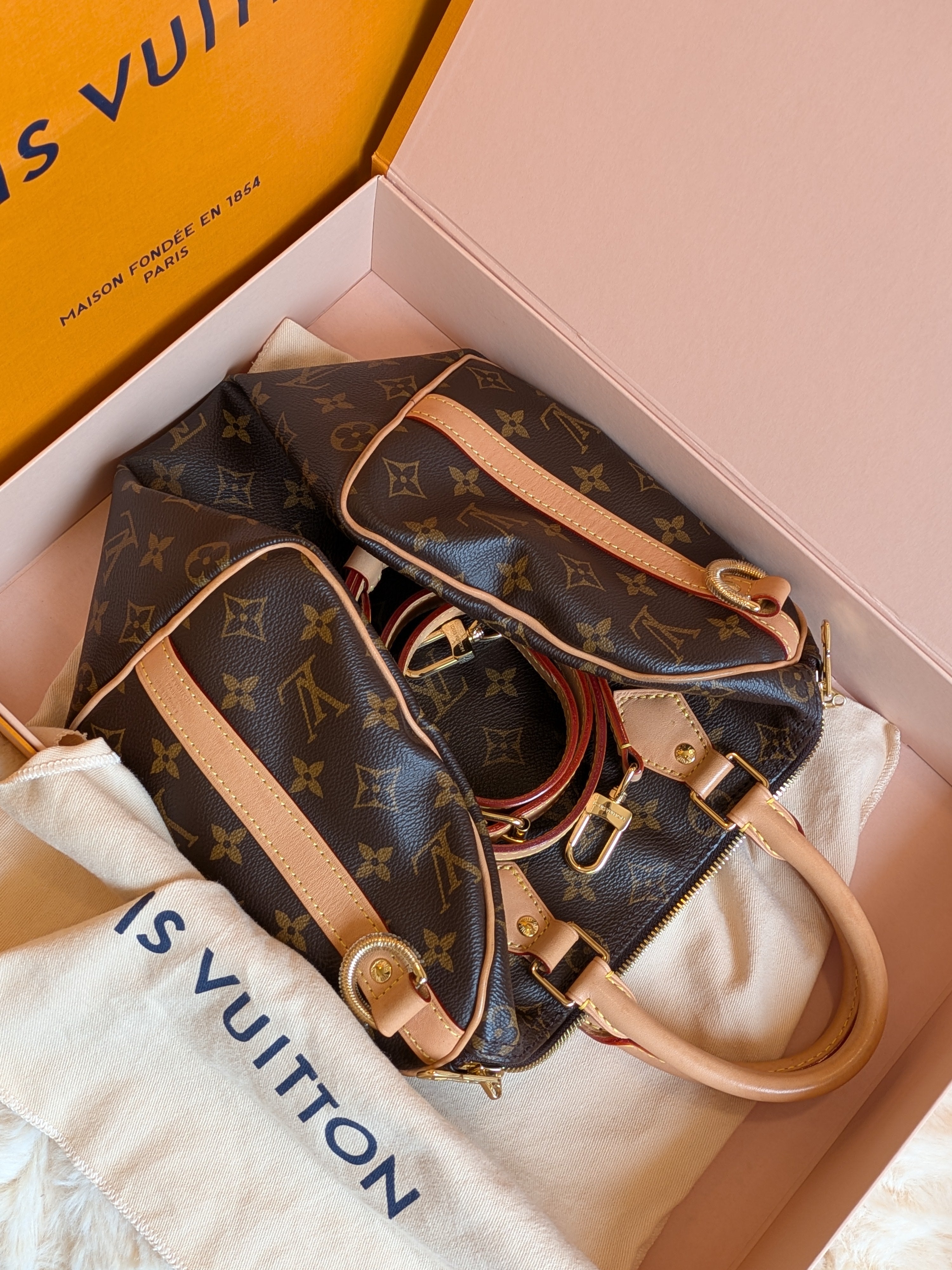 Louis Vuitton Speedy 25 Bandouliere Monogram Canvas