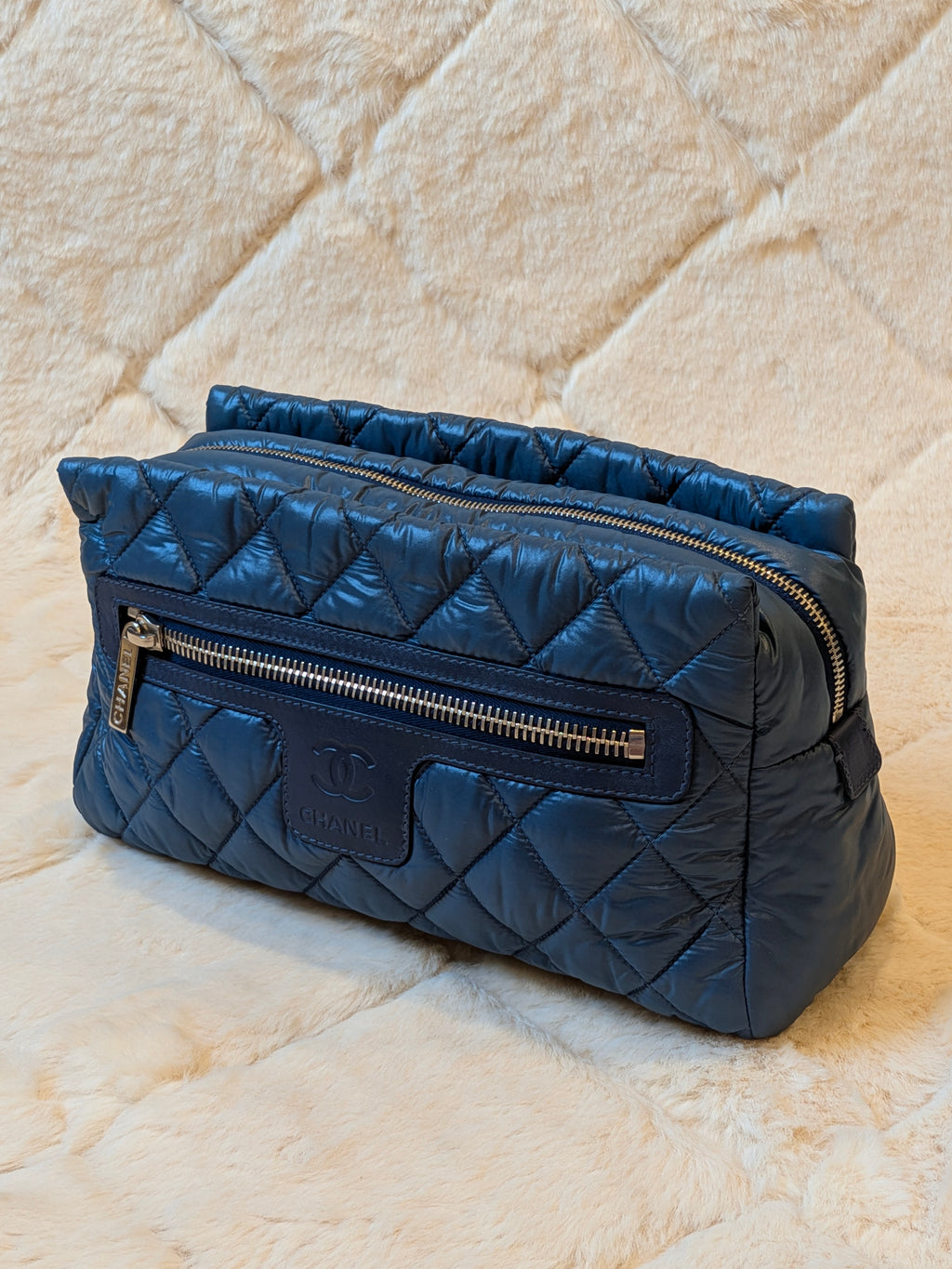 Chanel Coco Cocoon Cosmetics Pouch Nylon Navy Blue