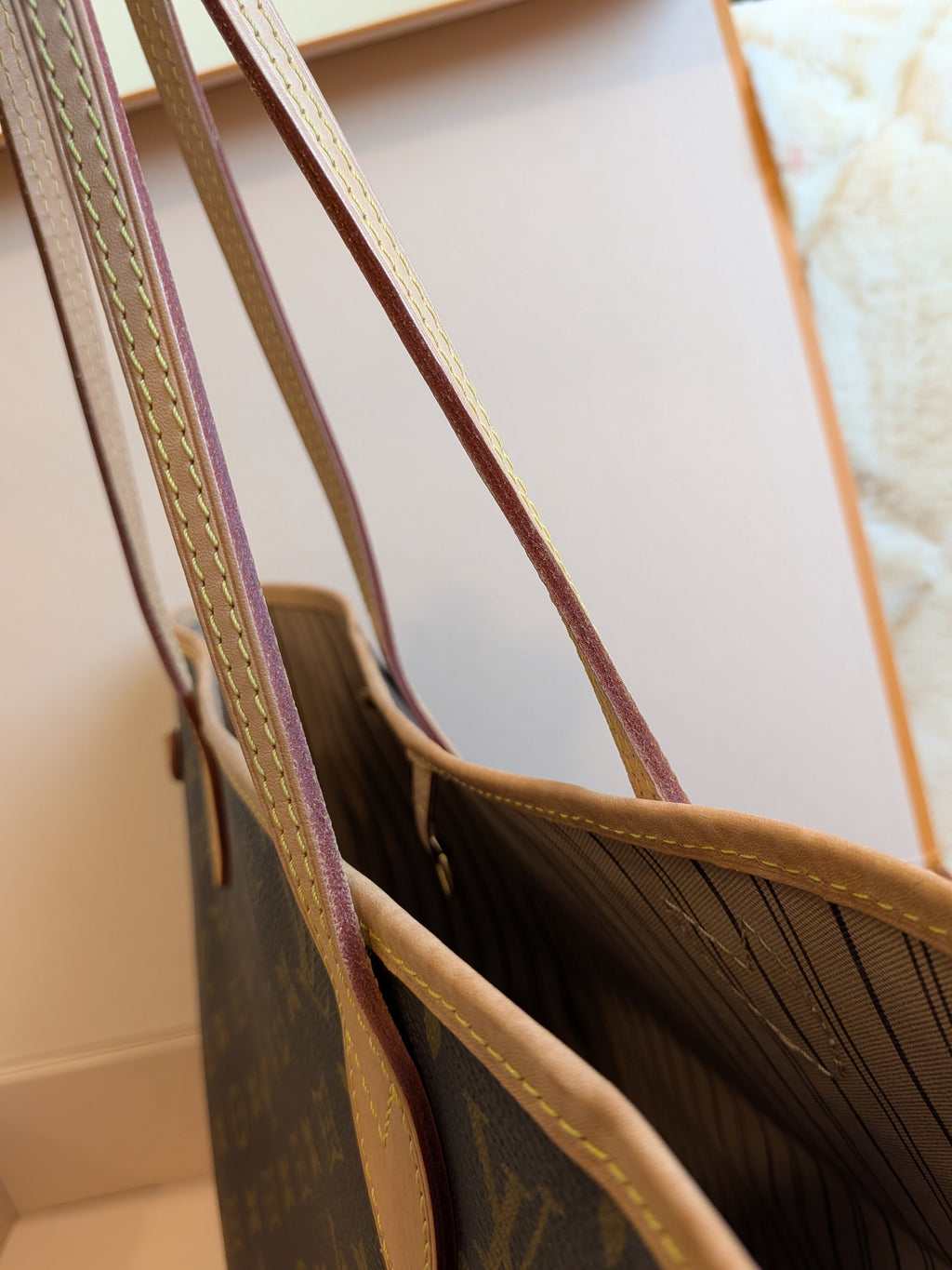 Louis Vuitton Neverfull MM Monogram Canvas (NFC)