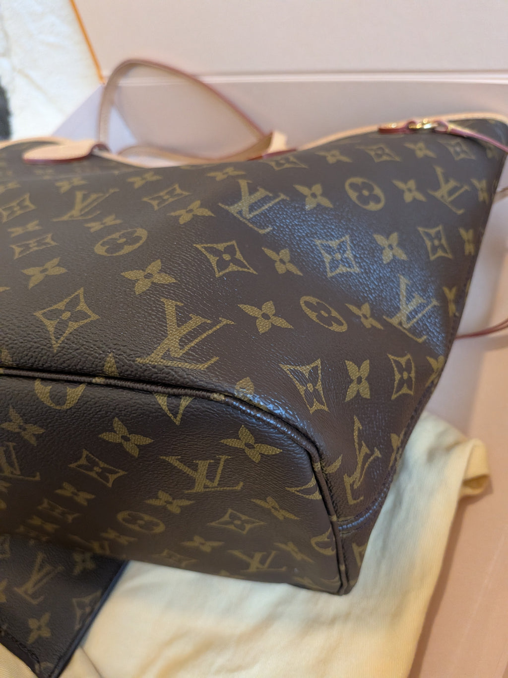 Louis Vuitton Neverfull MM Monogram Canvas (NFC)