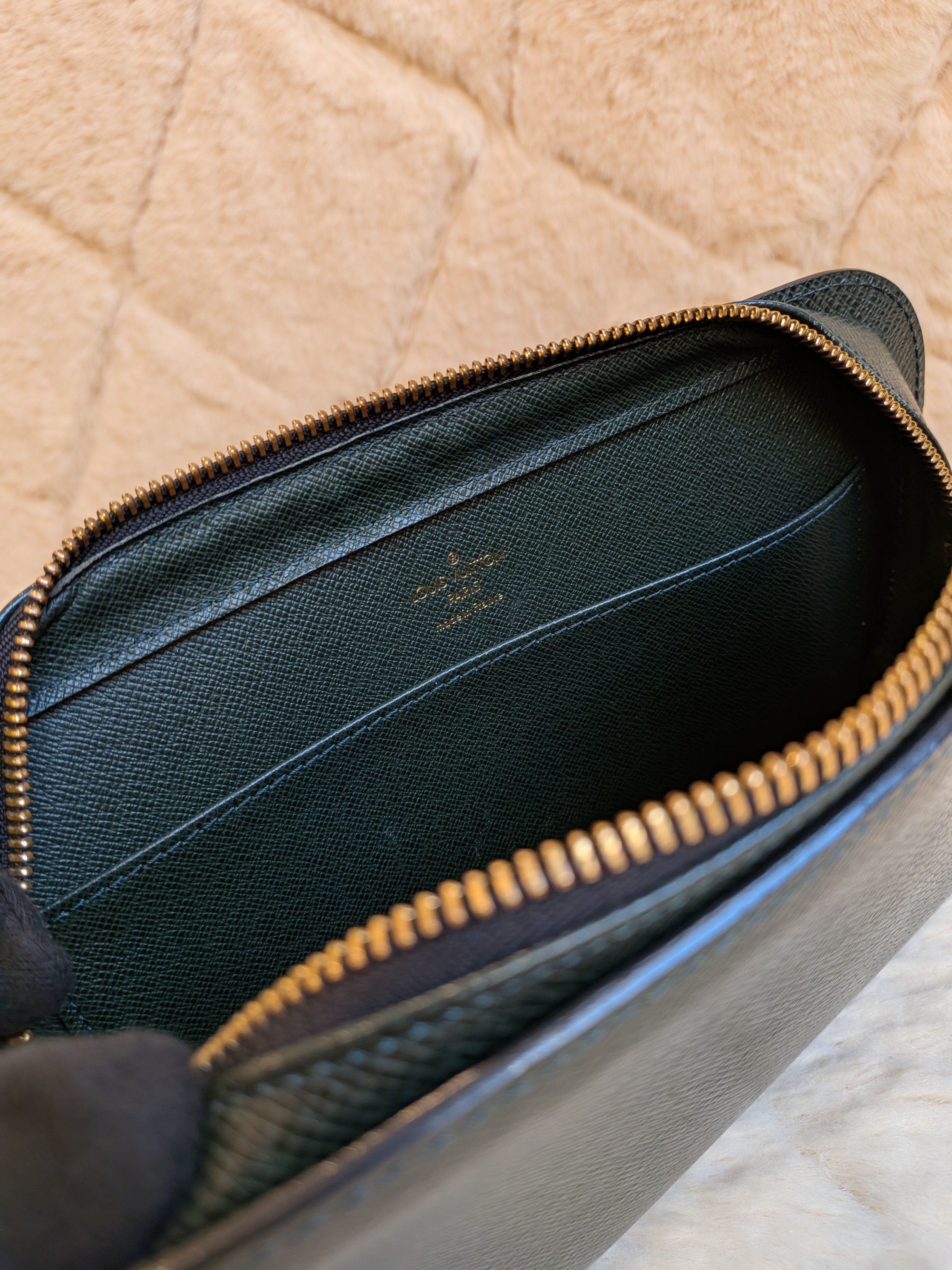 Louis Vuitton Baikal Wristlet Clutch Taiga Leather Dark Green