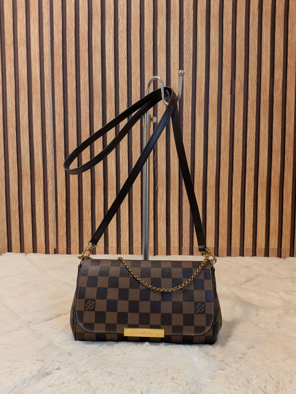 Louis Vuitton Favorite PM Damier Ebene Clutch Sling Bag