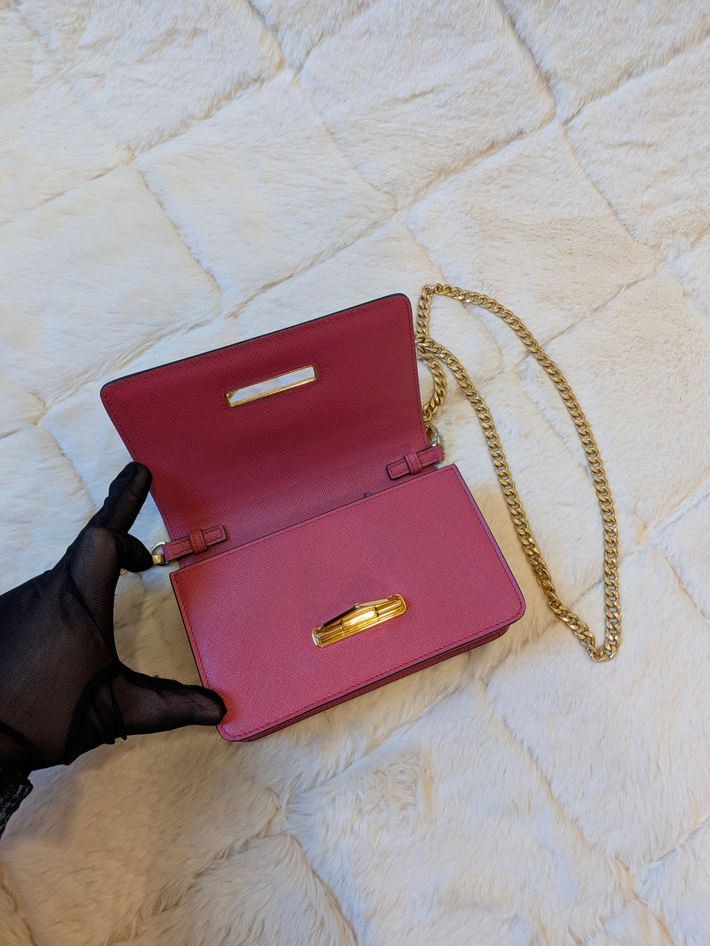 Prada WOC Saffiano Lux Flip Lock Peonia Pink